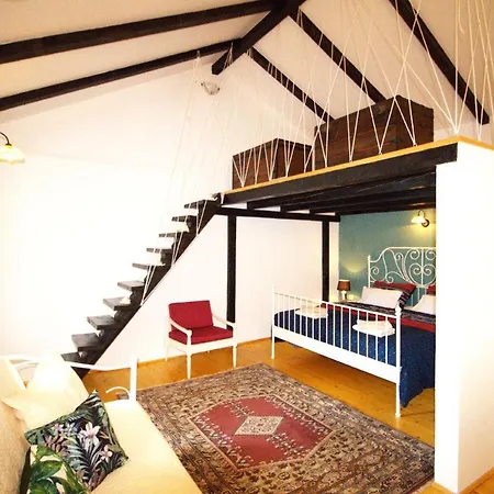 Vikendica Authentic Stone House With An Outdoor Living